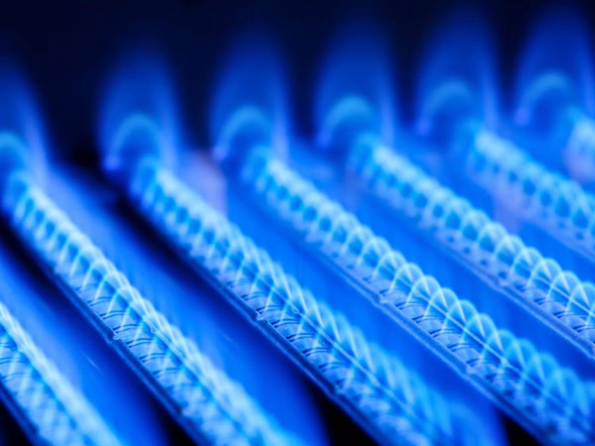 Blue gas flames on burners